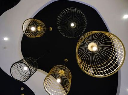 tránh giấu người thân